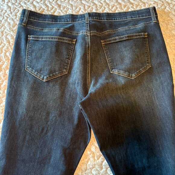 Sonoma 20W Bootcut denim distressed jean - Picture 6 of 8